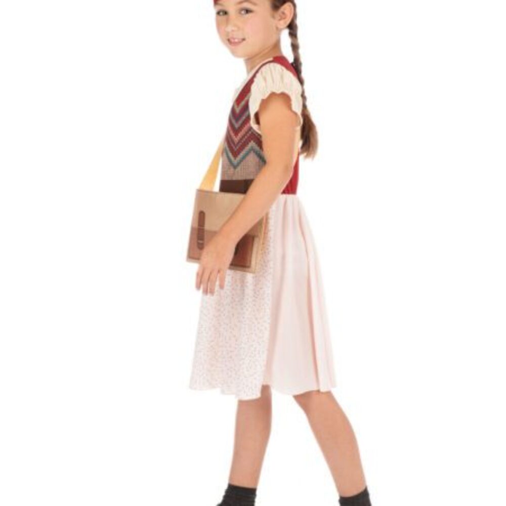 Evacuee Schoolgirl - Image 3